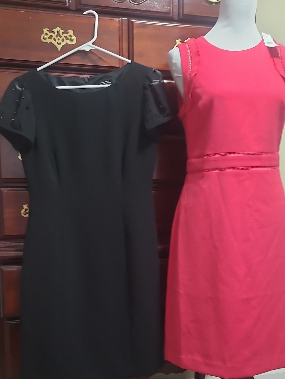 Ann Taylor  Pink New With Tags& Black Short-Sleeve Sheath Dress  2 FOR 1  SALE